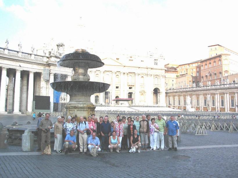 Bild  Romwallfahrt - Gruppenbild auf Petersplatz